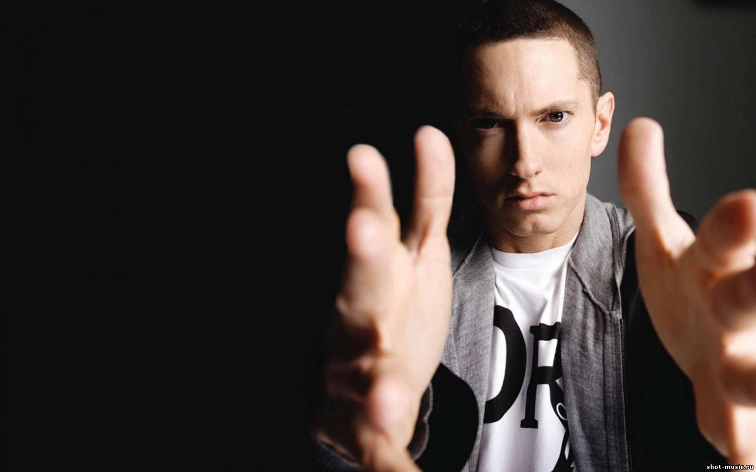 Интервью Eminem'a 2003 год (но почитать думаю будет интересно)